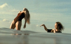 zwei Frauen im Wasser