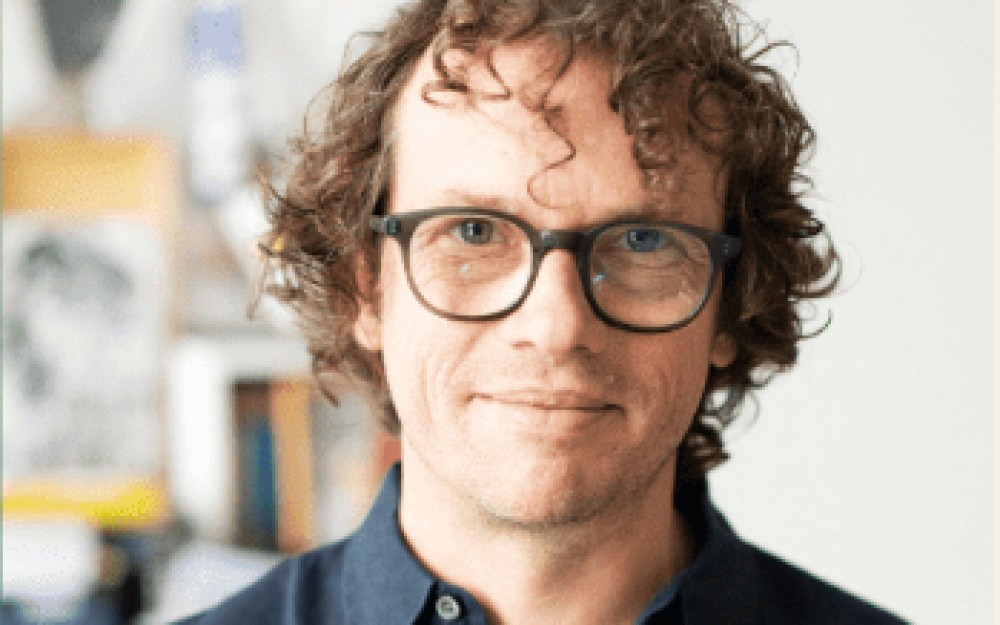 Autor Martin Prinz erzählt vom Ungeheuerlichen, nüchtern
                                                und den Tatsachen verpflichtet